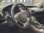 Lexus IS 2019 Musta