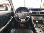 Lexus IS 2019 Musta