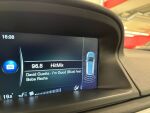 Volvo V70 2015 Musta