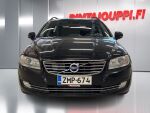 Volvo V70 2015 Musta