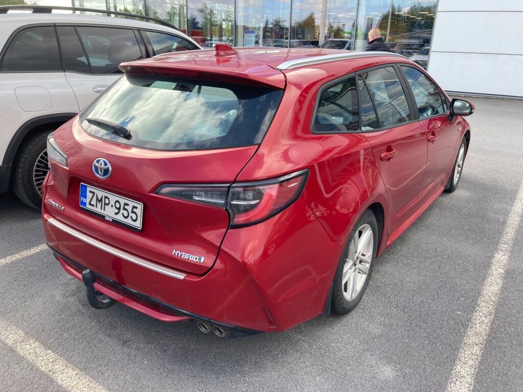 Toyota Corolla 2019 Metallinhohto Punainen