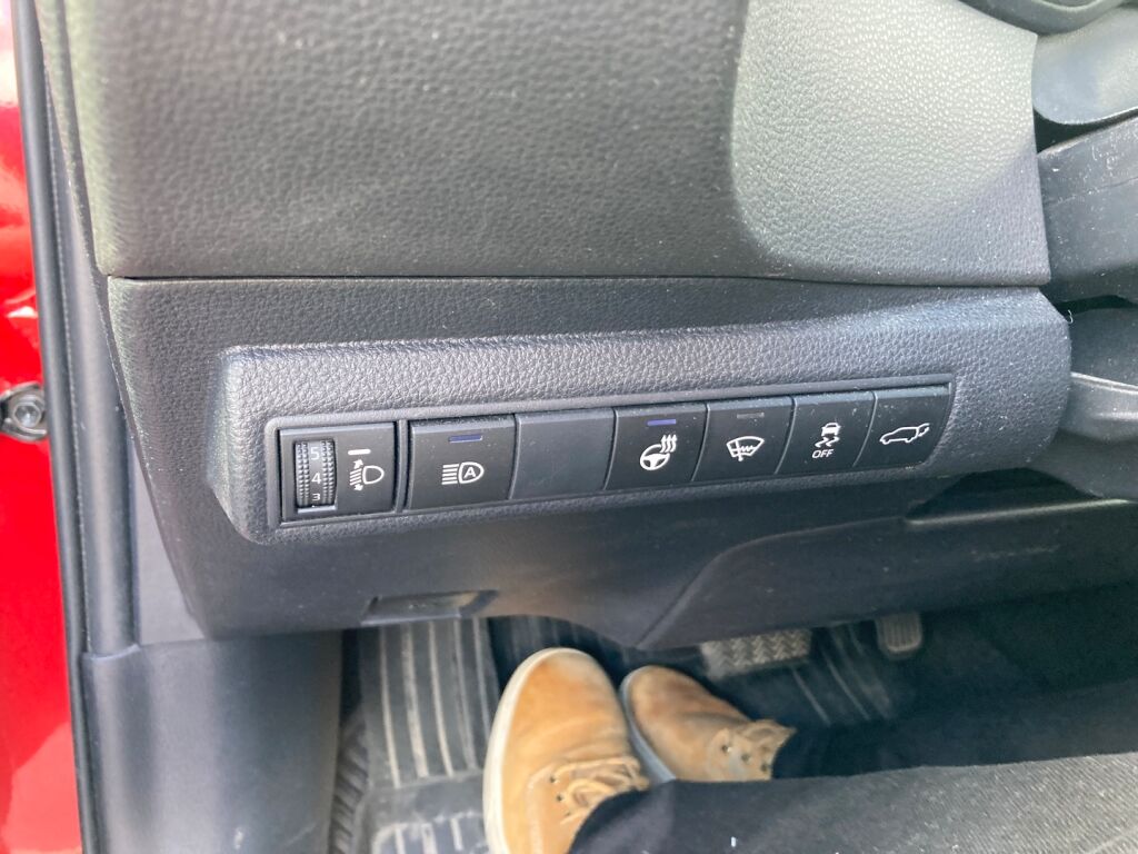 Toyota Corolla 2019 Metallinhohto Punainen
