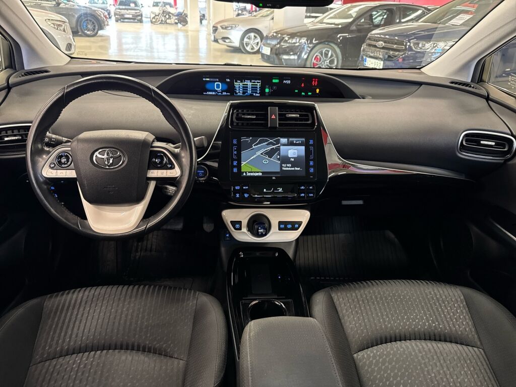 Toyota Prius Plug-in 2019 Valkoinen