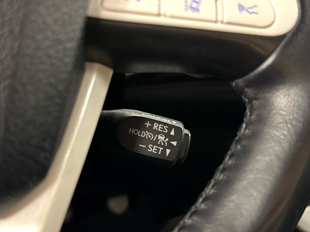 Toyota Prius Plug-in 2019 Valkoinen