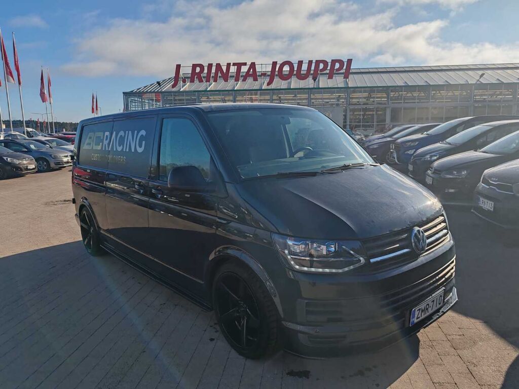 Volkswagen Transporter 2019 Musta