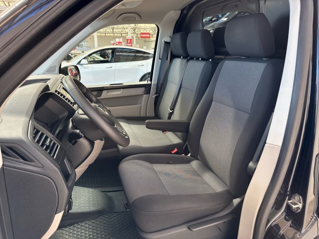Volkswagen Transporter 2019 Musta