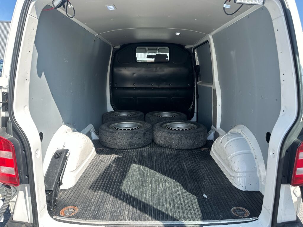 Volkswagen Transporter 2019 Valkoinen