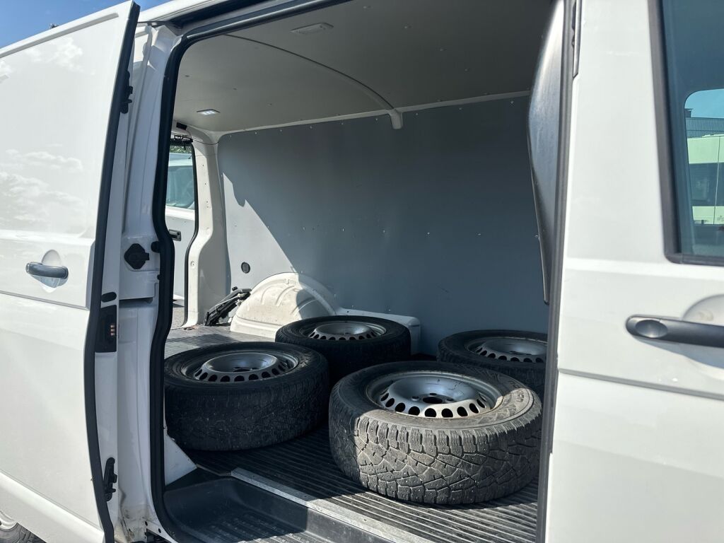 Volkswagen Transporter 2019 Valkoinen