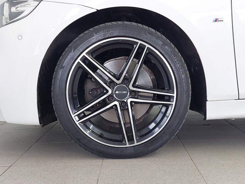 BMW 220 2015 Valkoinen