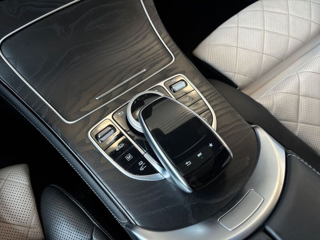 Mercedes-Benz GLC 2017 Musta