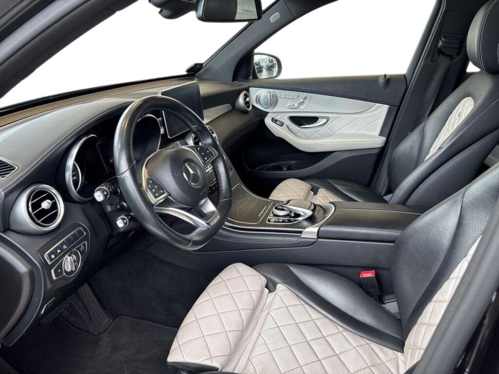 Mercedes-Benz GLC 2017 Musta