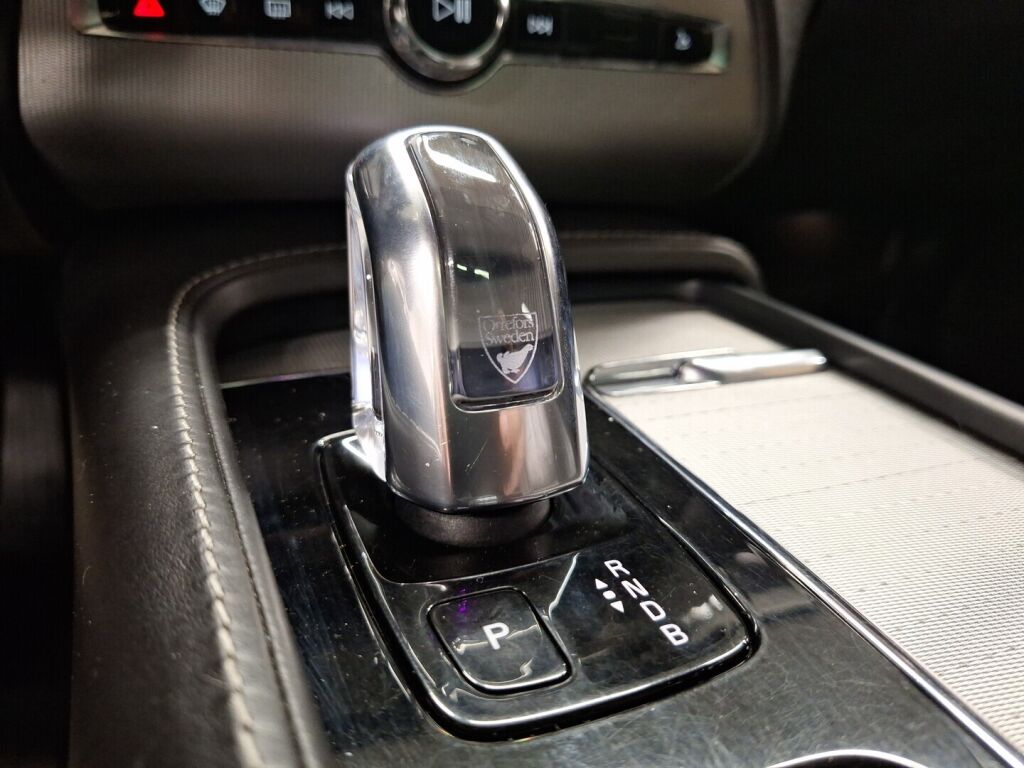 Volvo XC90 2016 Harmaa