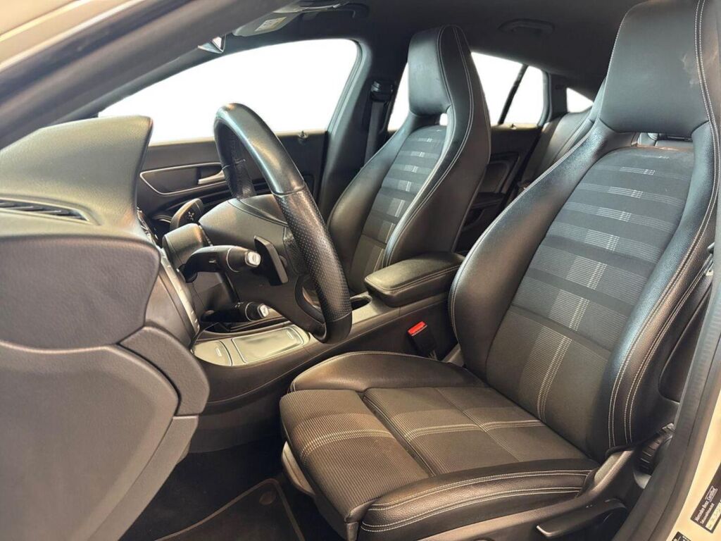 Mercedes-Benz CLA 2019 Valkoinen