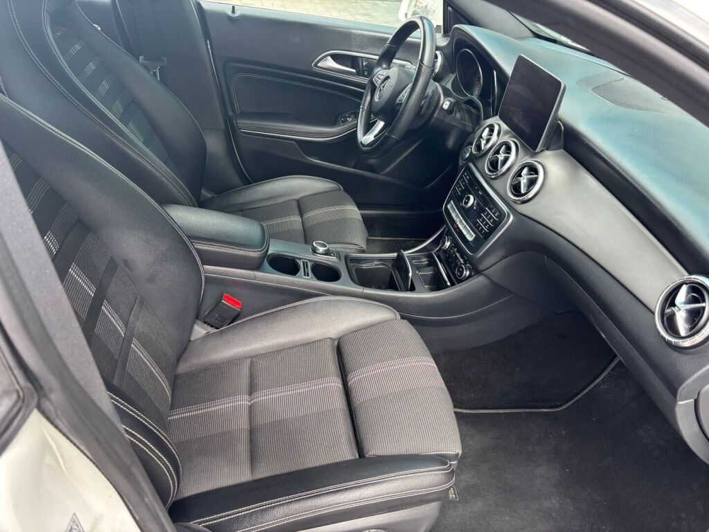Mercedes-Benz CLA 2019 Valkoinen