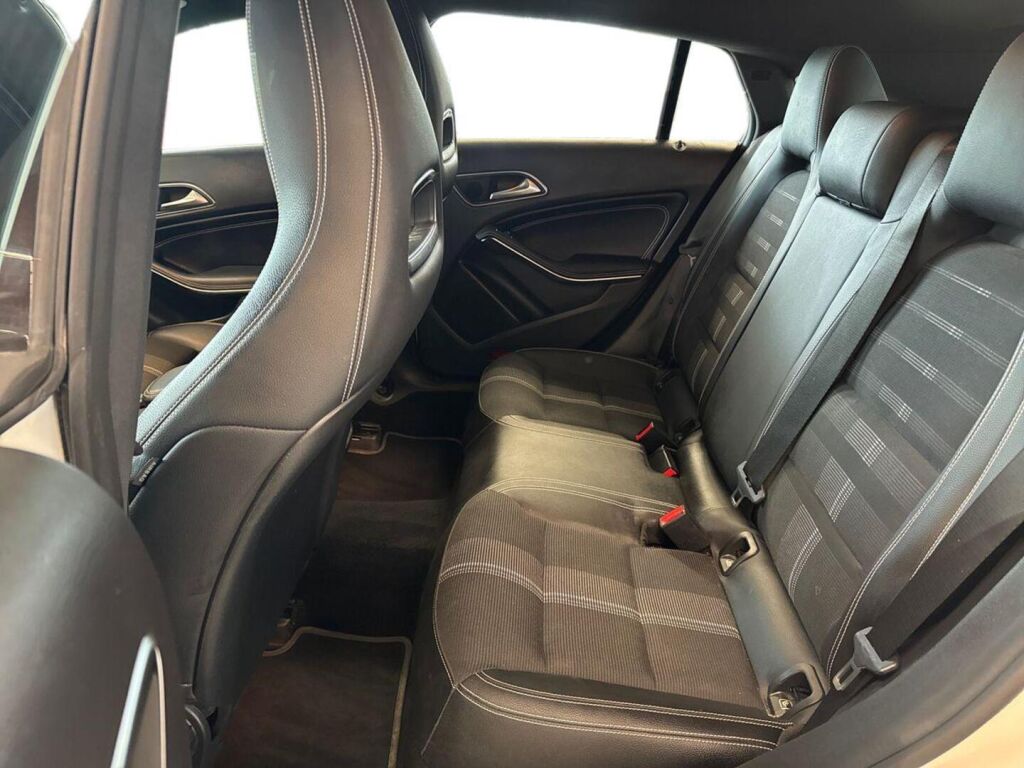 Mercedes-Benz CLA 2019 Valkoinen