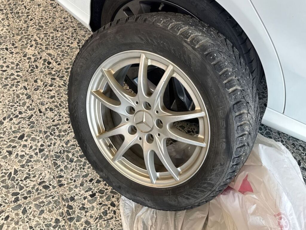 Mercedes-Benz CLA 2019 Valkoinen
