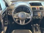 Subaru Forester 2019 Sininen