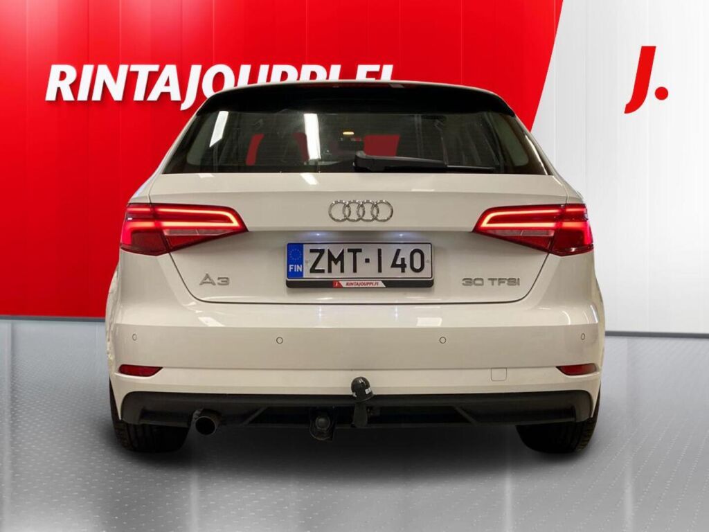 Audi A3 2019, bild 6/31