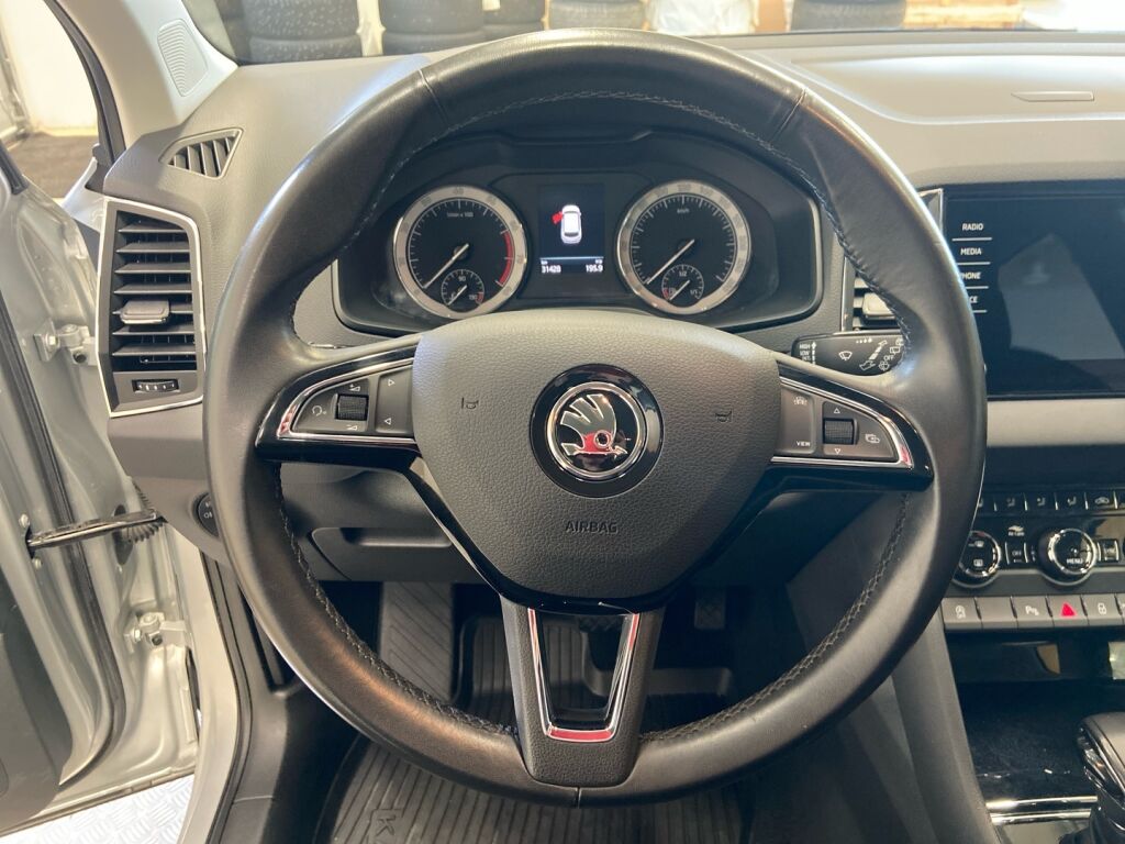 Skoda Karoq 2019 Harmaa