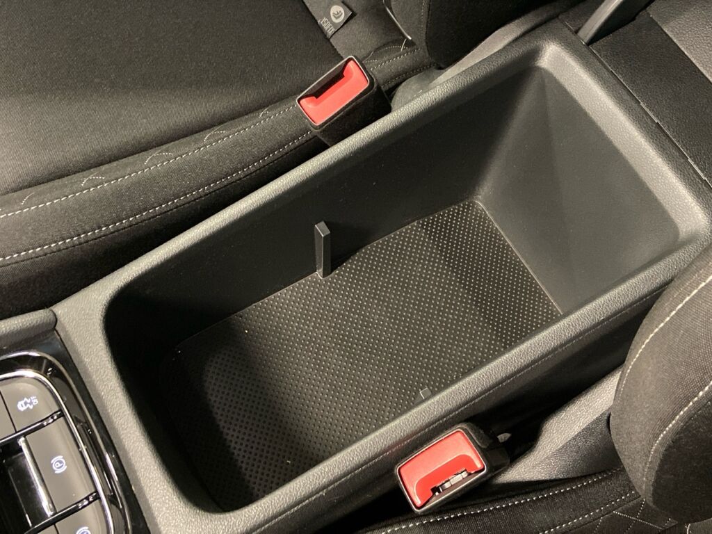 Skoda Karoq 2019 Harmaa