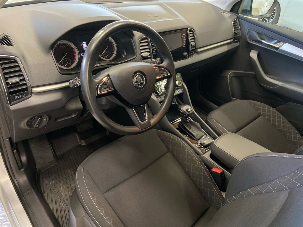 Skoda Karoq 2019 Harmaa
