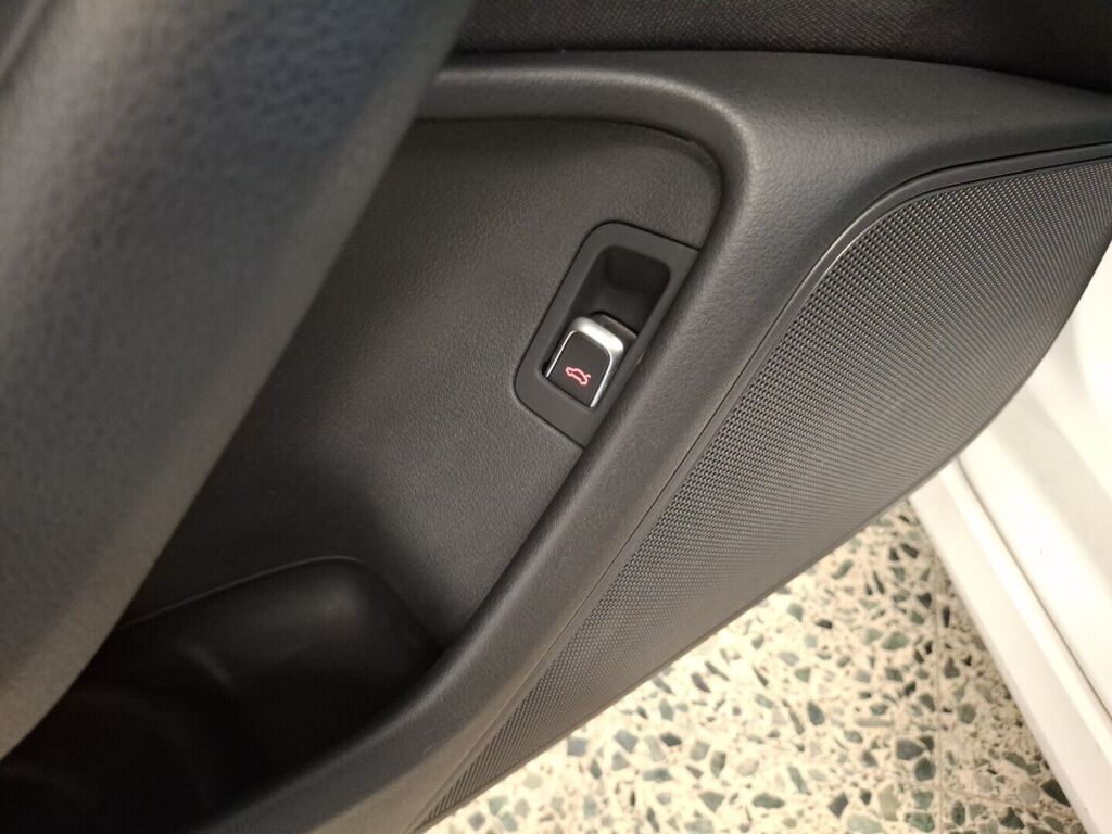 Audi A6 2016 Valkoinen