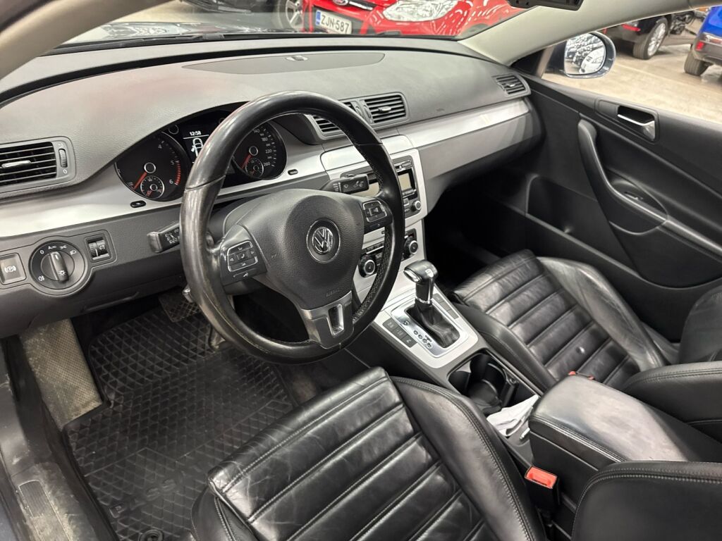 Volkswagen Passat 2010 Harmaa