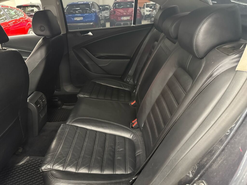 Volkswagen Passat 2010 Harmaa