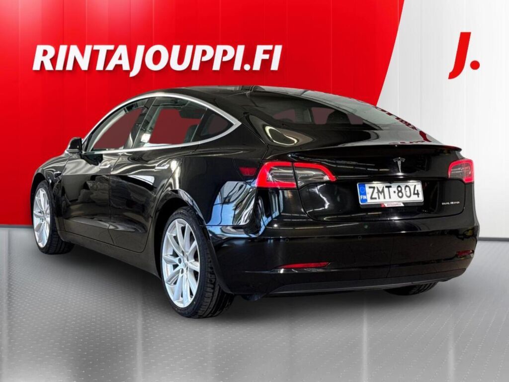 Tesla Model 3 2019 Musta