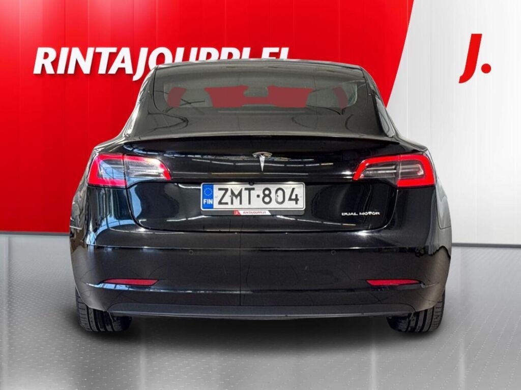 Tesla Model 3 2019 Musta