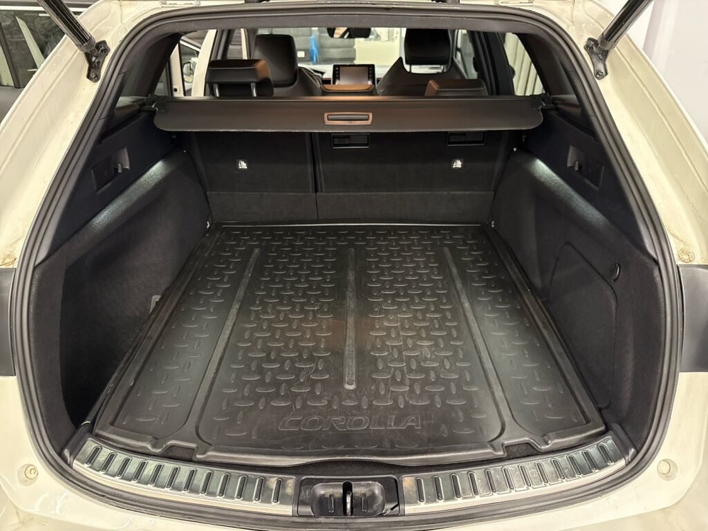 Toyota Corolla 2019 Valkoinen