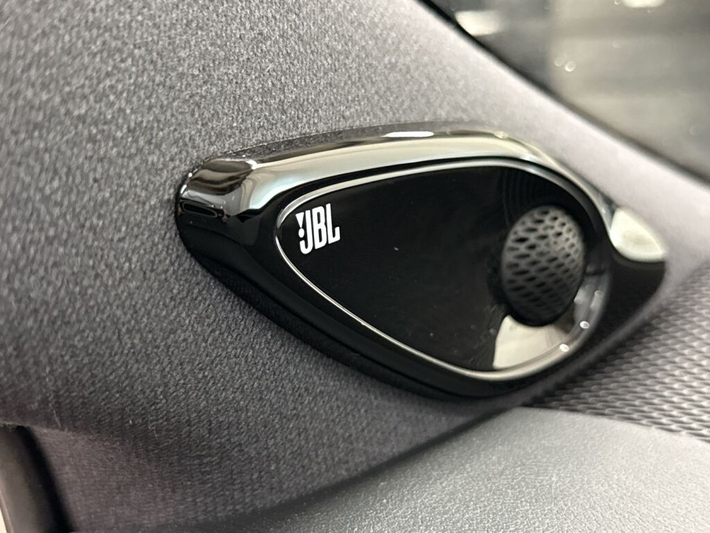 Toyota Corolla 2019 Valkoinen