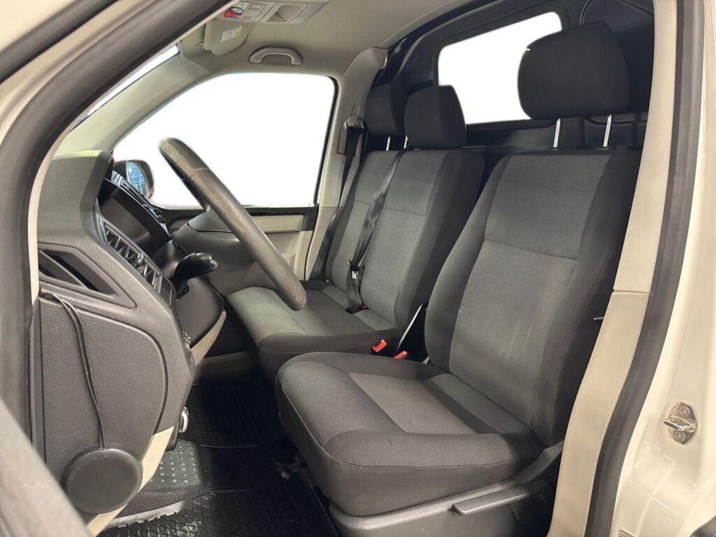 Volkswagen Transporter 2019 Valkoinen