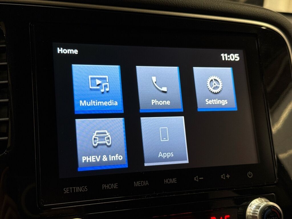 Mitsubishi Outlander PHEV 2020 Valkoinen