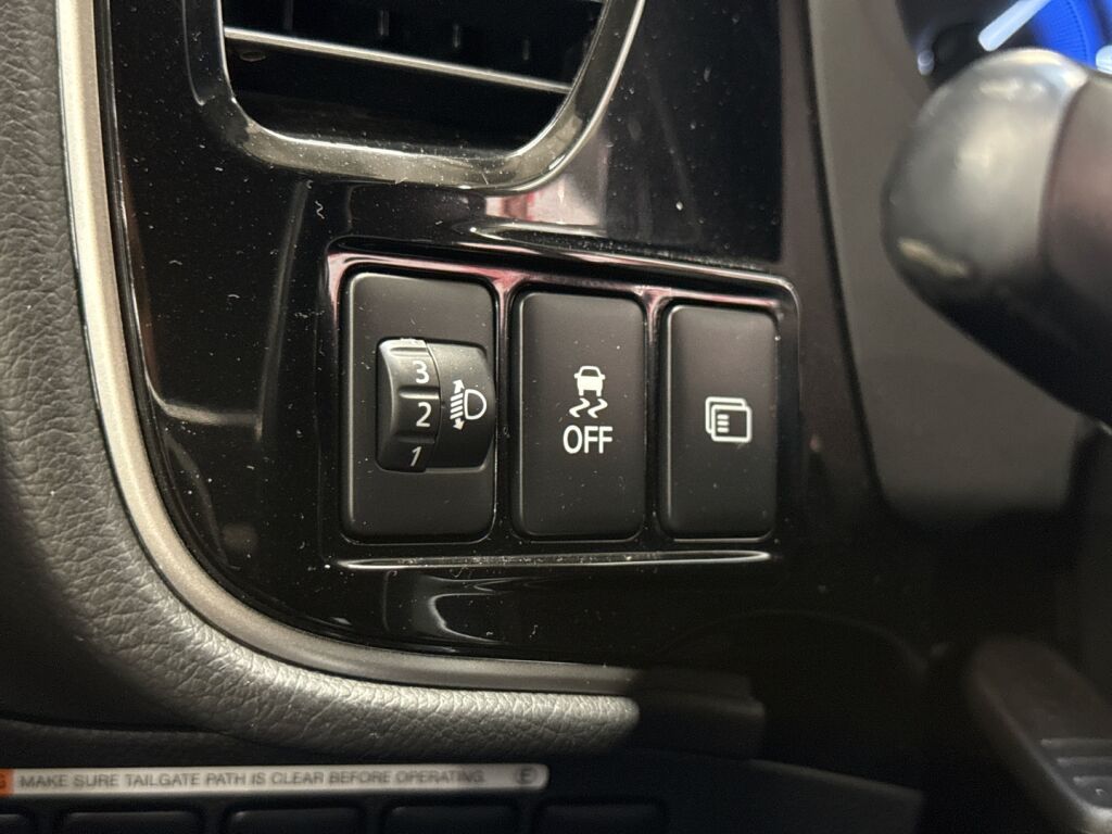 Mitsubishi Outlander PHEV 2020 Valkoinen