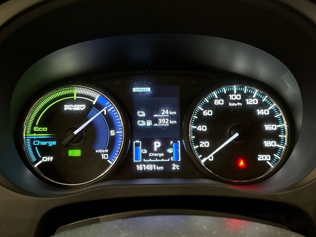 Mitsubishi Outlander PHEV 2020 Valkoinen