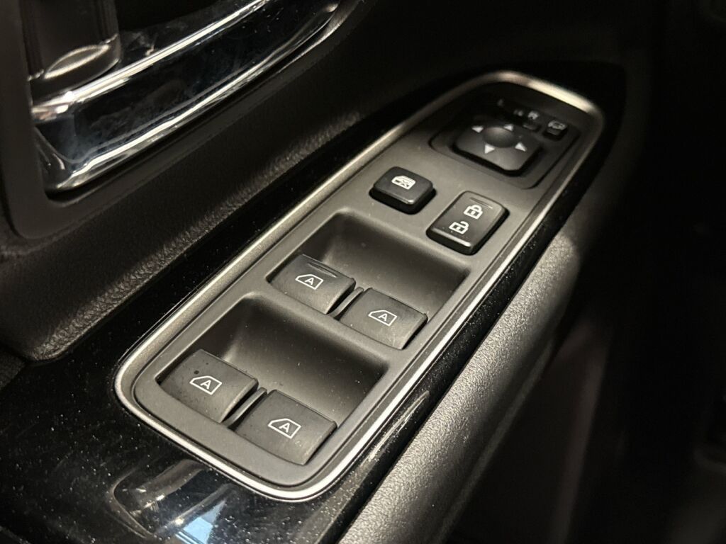 Mitsubishi Outlander PHEV 2020 Valkoinen