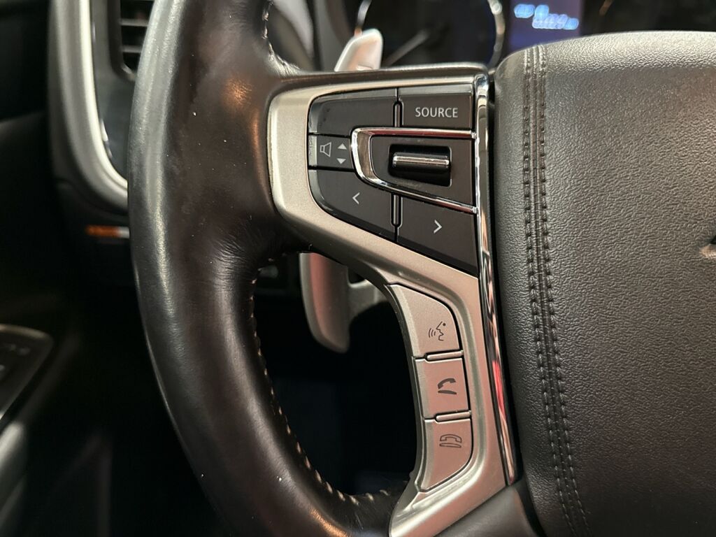 Mitsubishi Outlander PHEV 2020 Valkoinen