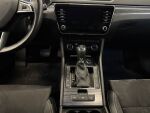 Skoda Superb 2020 Musta