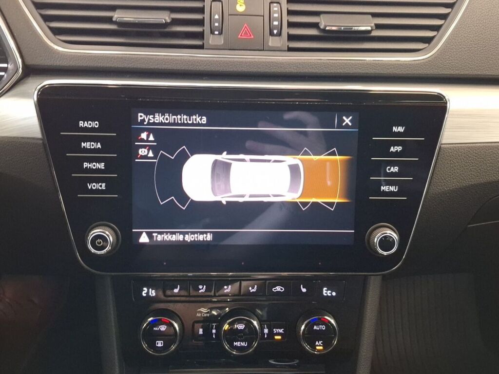 Skoda Superb 2020 Sininen