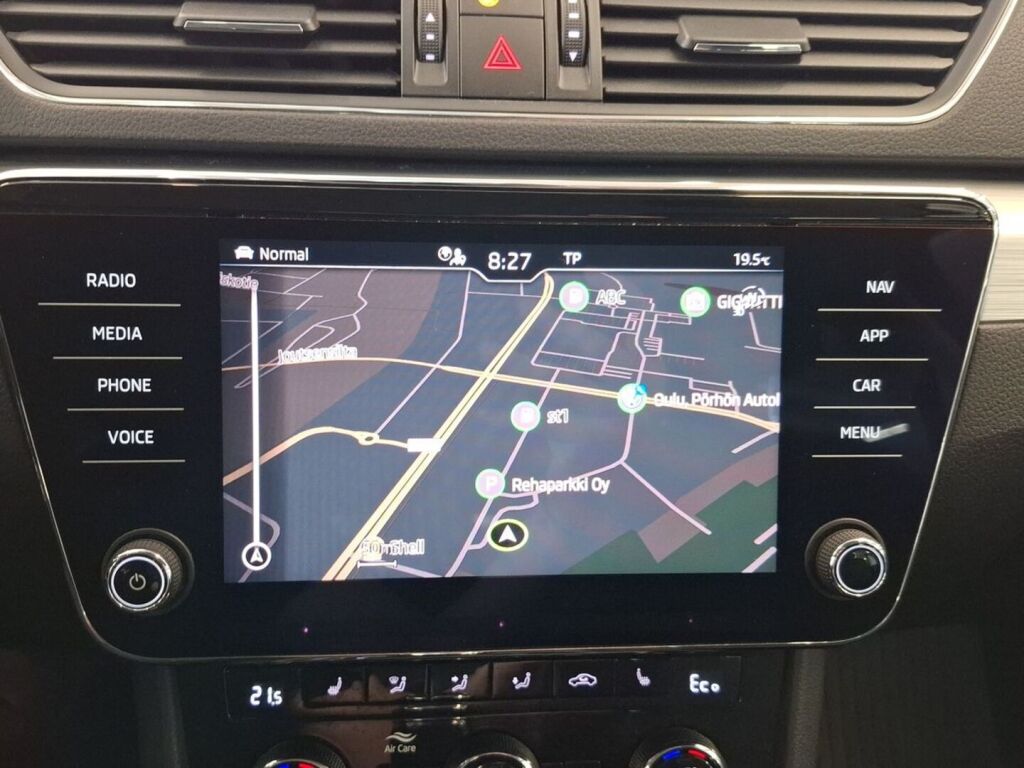 Skoda Superb 2020 Sininen