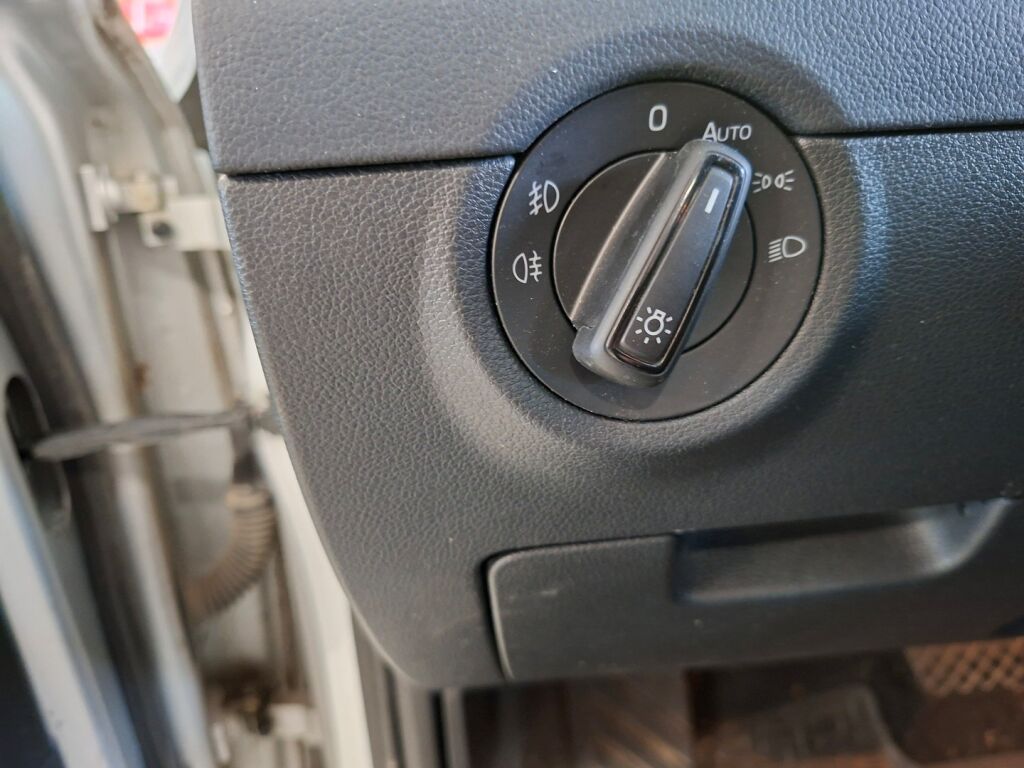 Skoda Octavia 2020 Harmaa