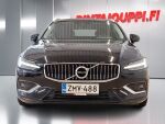 Volvo V60 2020 Musta