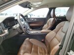 Volvo V60 2020 Musta