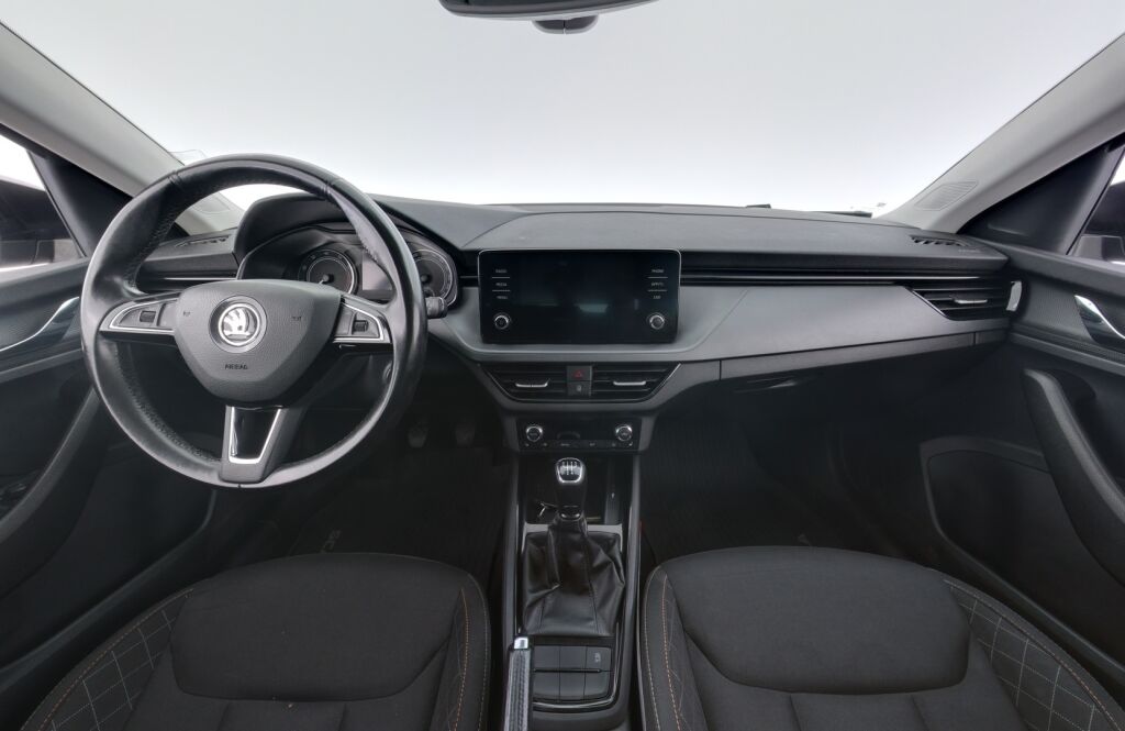 Skoda Scala 2020 Musta