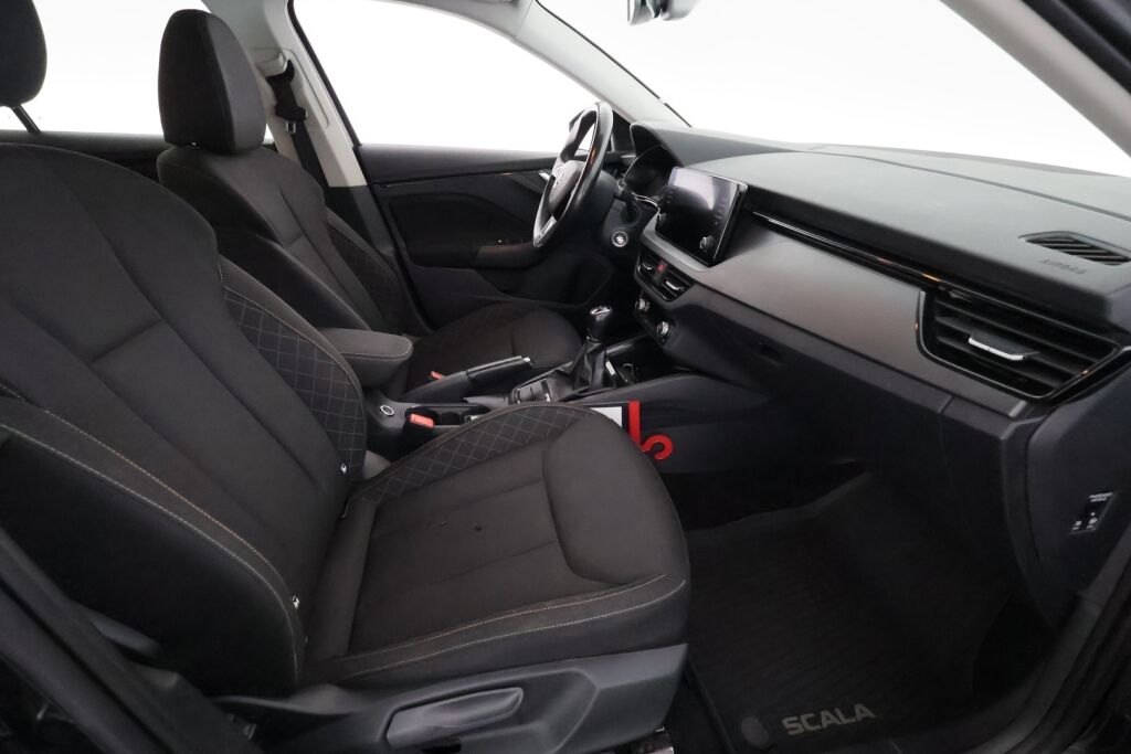 Skoda Scala 2020 Musta