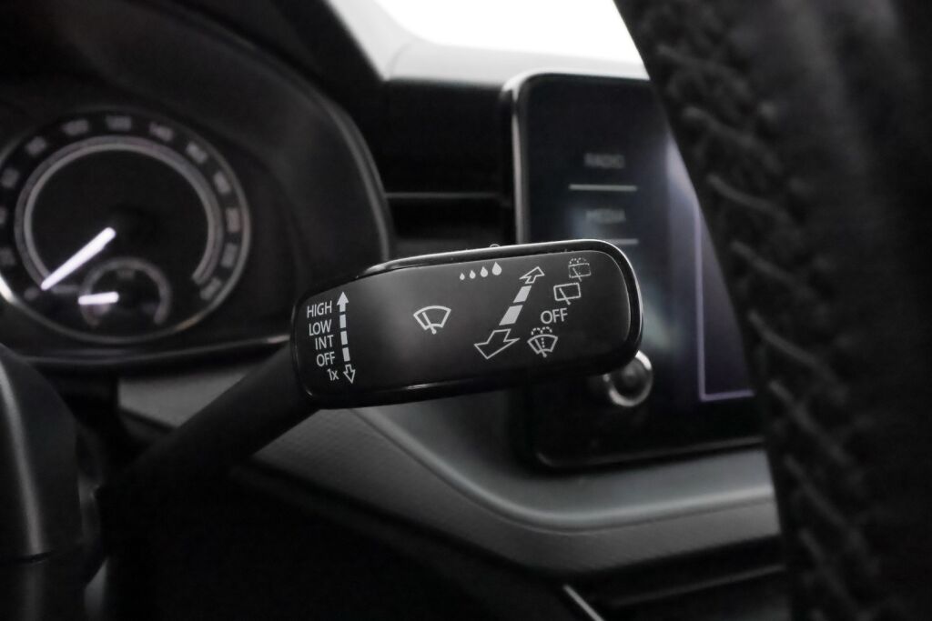 Skoda Scala 2020 Musta