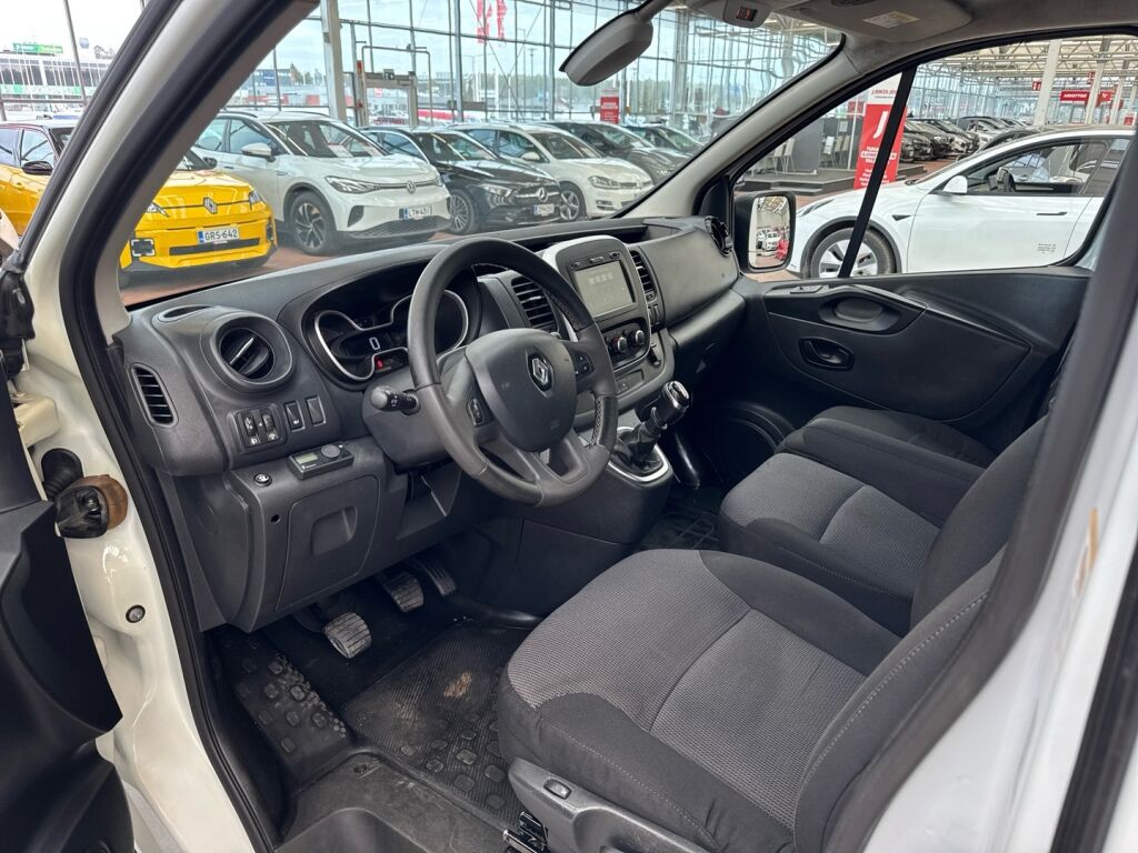 Renault Trafic 2020 Valkoinen