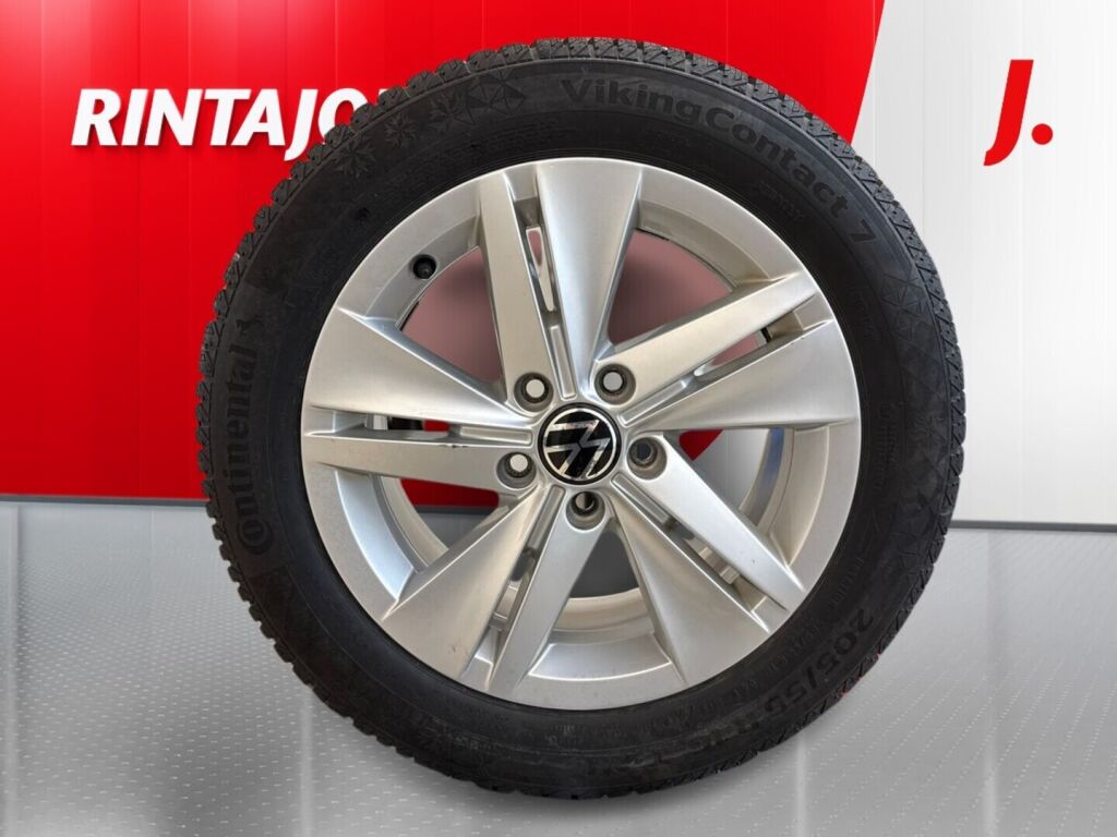 Volkswagen Golf 2020 Keltainen