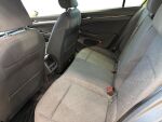 Volkswagen Golf 2020 Keltainen